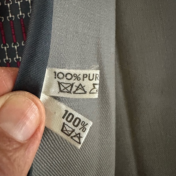 Vintage 100% silk & wool Pierre Balmain scarf - Picture 5 of 12